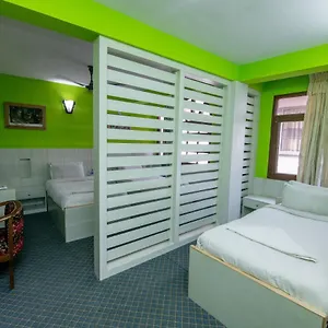 Pomelo House Bed & Breakfast